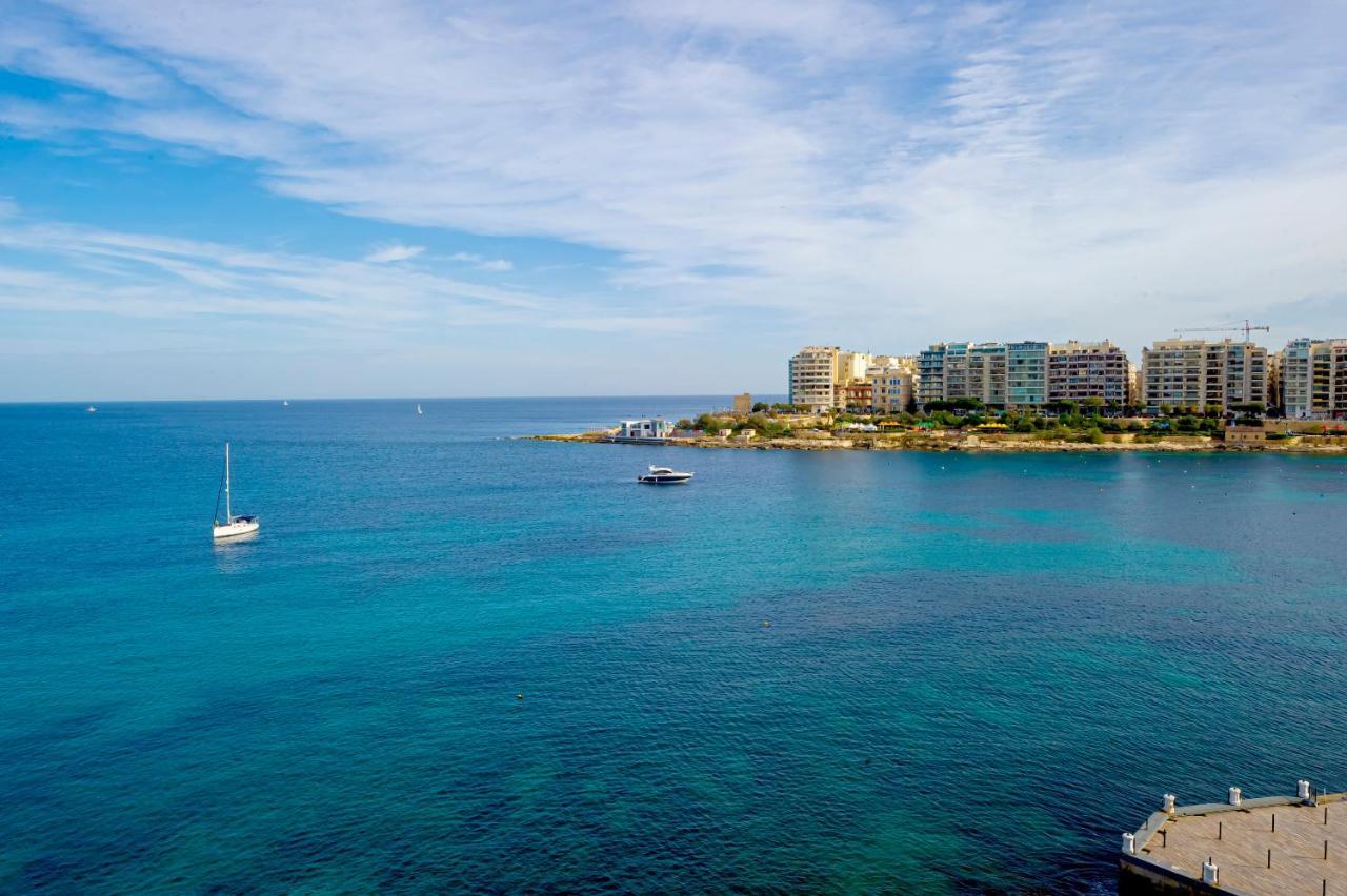 Spinola Bay Top Floor Seafront 3 Bedroom Apartment With Panoramic Sea Views - By Getawaysmalta San Ġiljan Extérieur photo