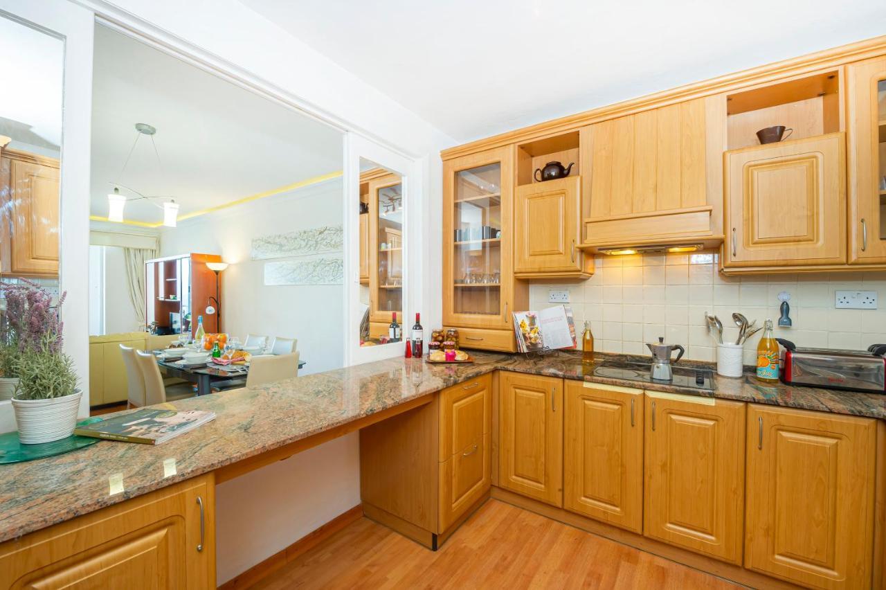 Spinola Bay Top Floor Seafront 3 Bedroom Apartment With Panoramic Sea Views - By Getawaysmalta San Ġiljan Extérieur photo