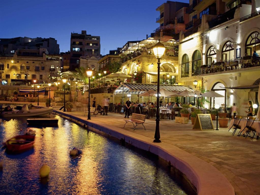 Spinola Bay Top Floor Seafront 3 Bedroom Apartment With Panoramic Sea Views - By Getawaysmalta San Ġiljan Extérieur photo