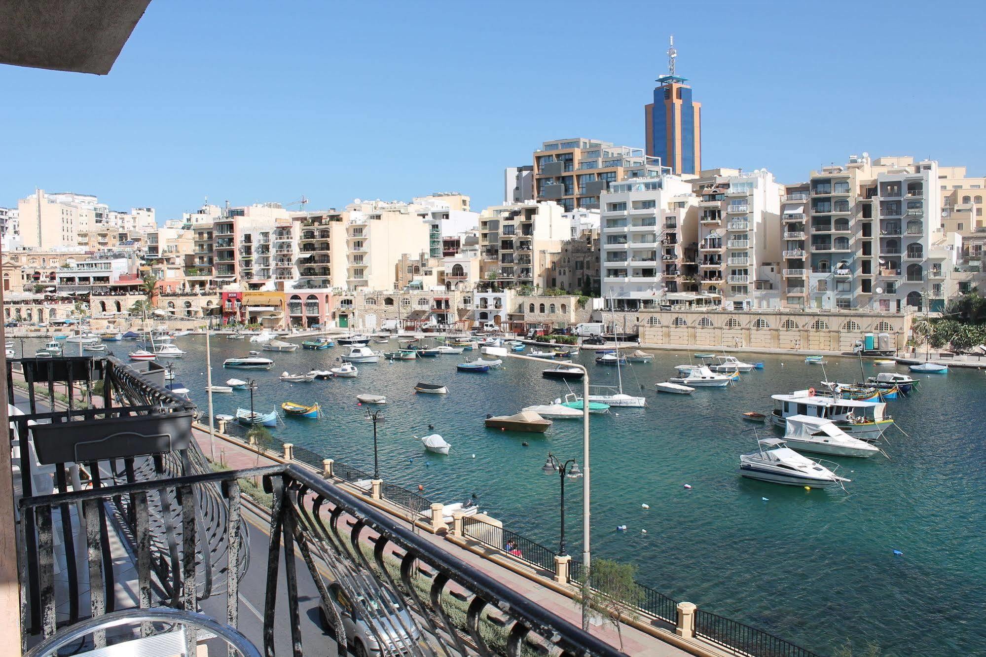 Spinola Bay Top Floor Seafront 3 Bedroom Apartment With Panoramic Sea Views - By Getawaysmalta San Ġiljan Extérieur photo